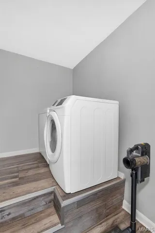 $374,900 | 1110 Cardinal Drive, East Alton, IL 62024