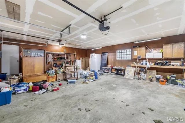 $374,900 | 1110 Cardinal Drive, East Alton, IL 62024