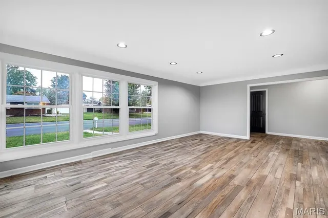 $374,900 | 1110 Cardinal Drive, East Alton, IL 62024