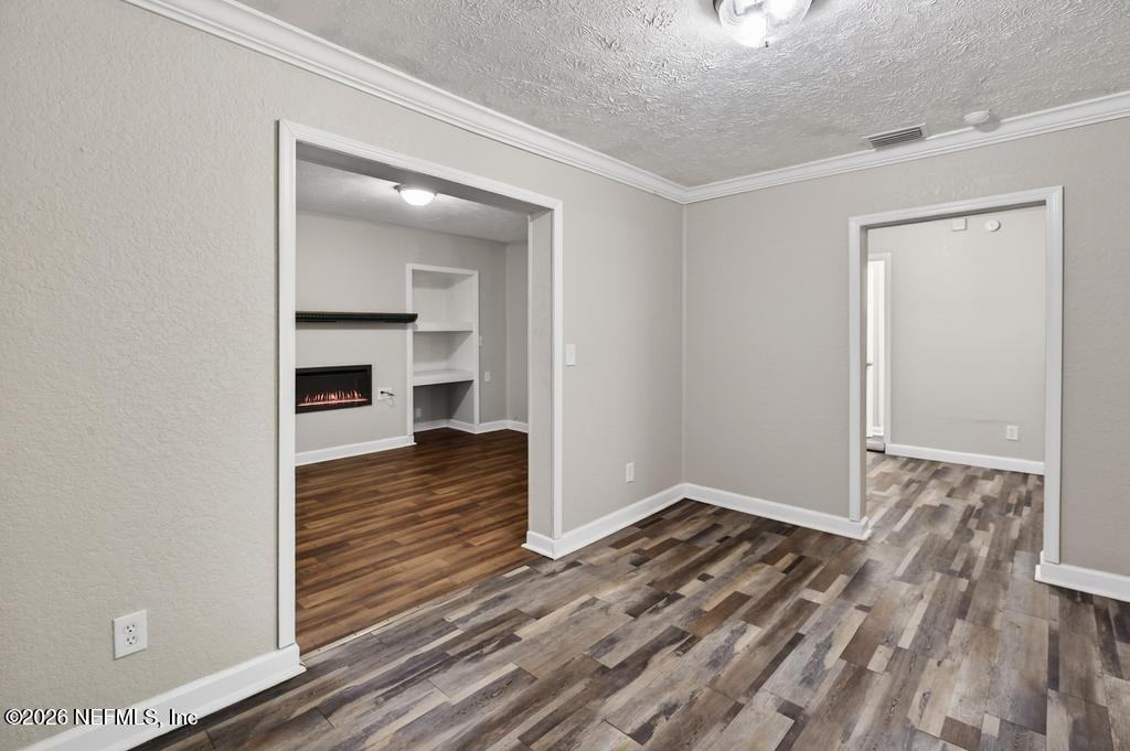 10803 Gladwynne Road Jacksonville, FL 32218 - Photo 20 of 44 a view of livingroom and hardwood floor