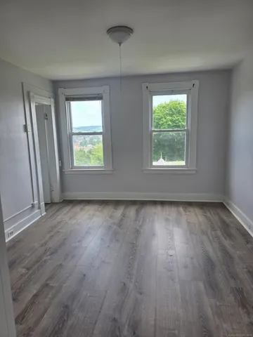 $1,450 | 28 Starview Avenue, Unit 2, Waterbury, CT 06708