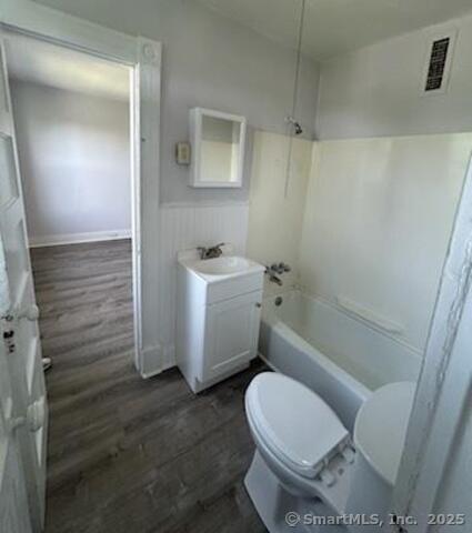 28 Starview Avenue, Unit 2 Waterbury, CT 06708 - Photo 3 of 17