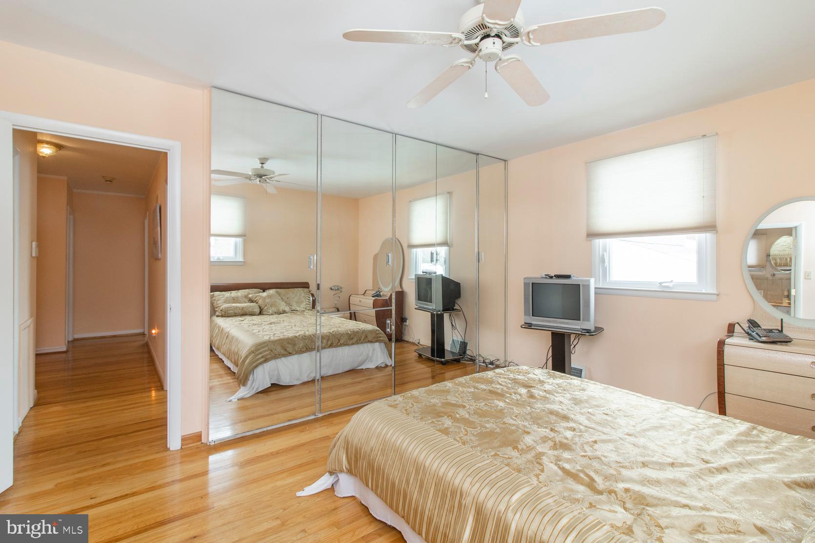 9233 Darlington Road Philadelphia, PA 19115 - Photo 22 of 44