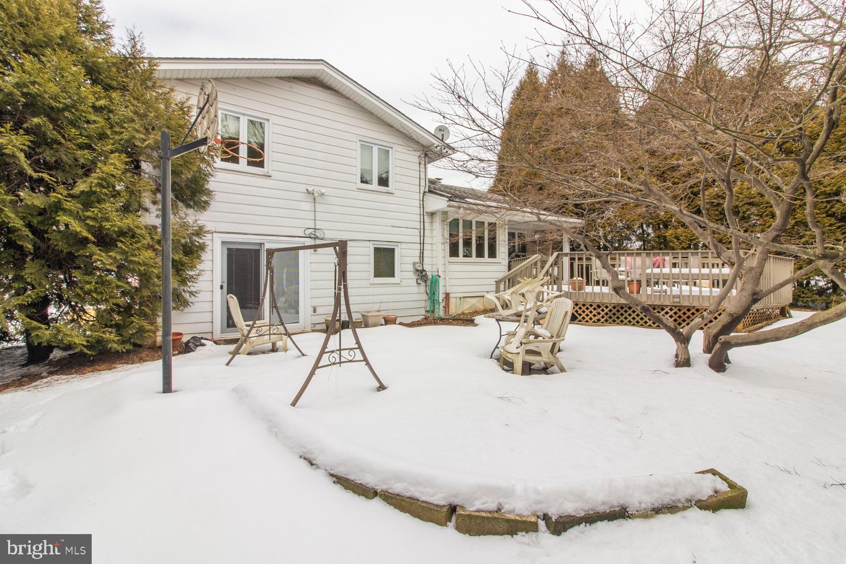 9233 Darlington Road Philadelphia, PA 19115 - Photo 41 of 44