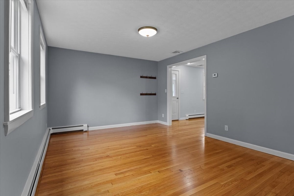 505 Old Post Road Walpole, MA 02081 - Photo 8 of 29 Gallery Image 8