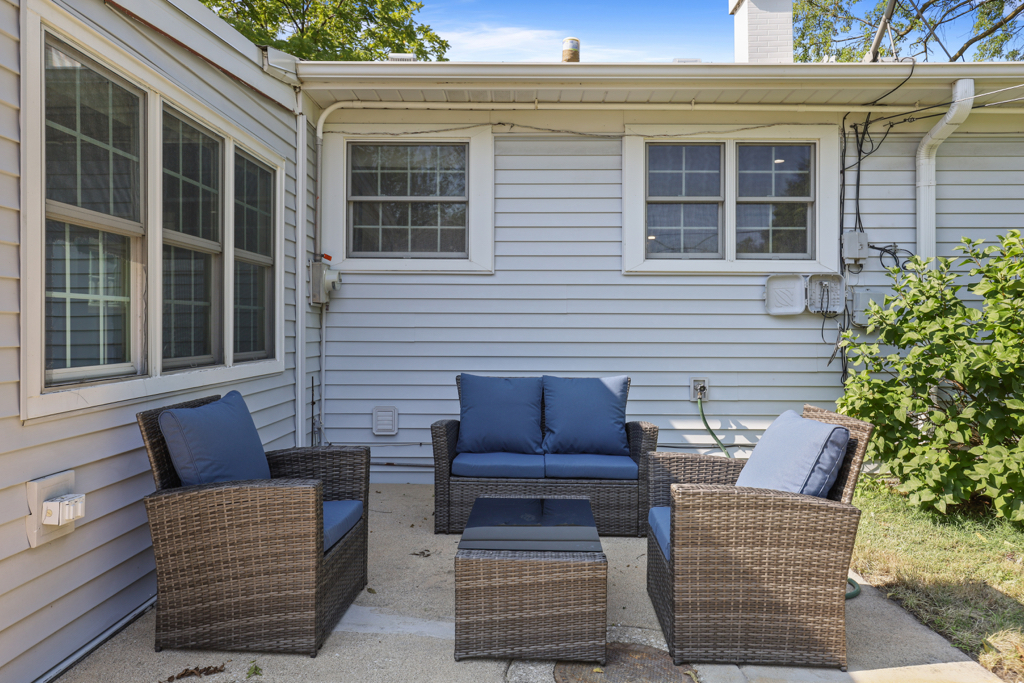 7125 Simpson Street Morton Grove, IL 60053 - Photo 32 of 33 a view of outdoor space with seating space
