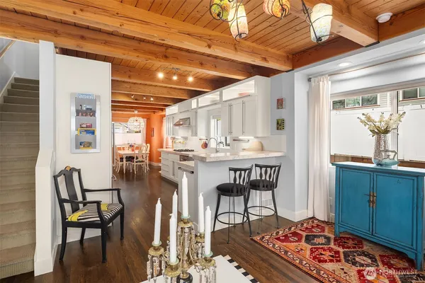 $949,999 | 3010 Northeast 55th Street, Seattle, WA 98105