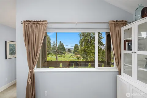 $949,999 | 3010 Northeast 55th Street, Seattle, WA 98105