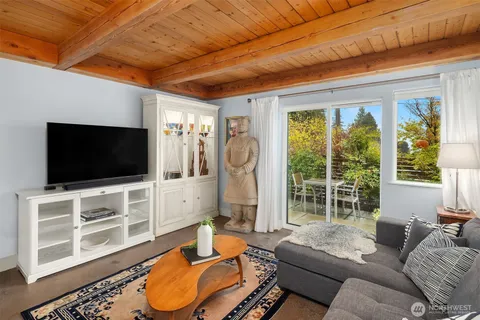 $949,999 | 3010 Northeast 55th Street, Seattle, WA 98105