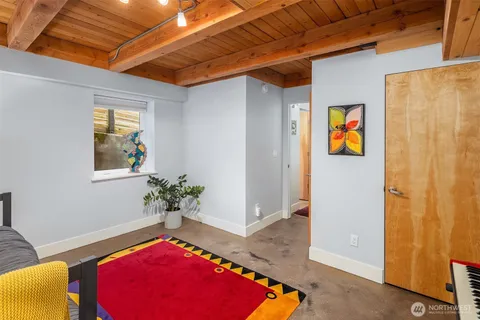 $949,999 | 3010 Northeast 55th Street, Seattle, WA 98105