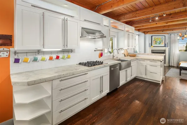 $949,999 | 3010 Northeast 55th Street, Seattle, WA 98105