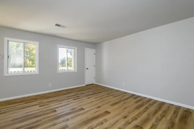 $229,900 | 1891 Parknoll Lane, Port Washington, WI 53074