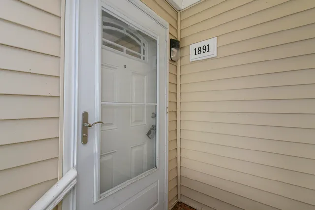 $229,900 | 1891 Parknoll Lane, Port Washington, WI 53074