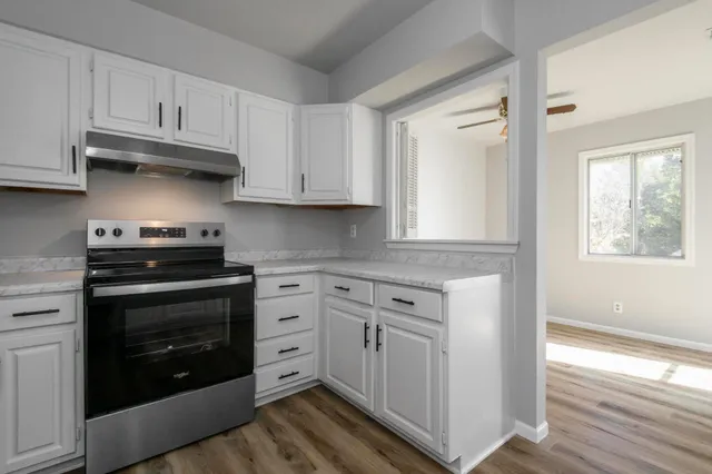 $229,900 | 1891 Parknoll Lane, Port Washington, WI 53074