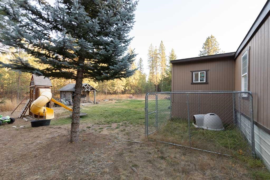 31902 North Milan Road Chattaroy, WA 99003 - Photo 21 of 30