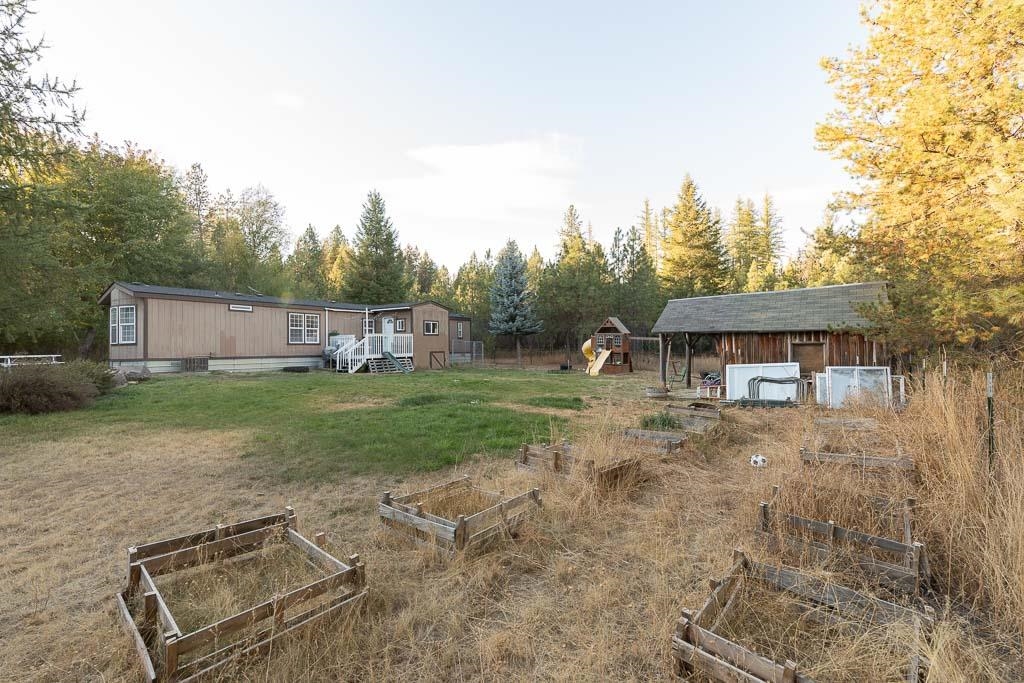 31902 North Milan Road Chattaroy, WA 99003 - Photo 25 of 30