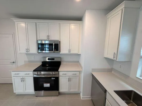 $2,400 | 6004 Zen Way, Clermont, FL 34714