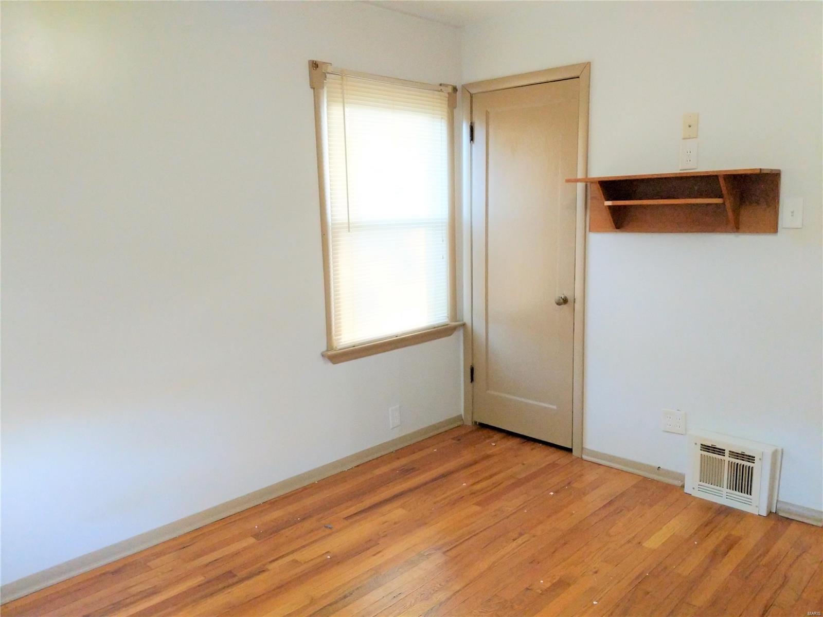 4041 Ashby Road St. Ann, MO 63074 - Photo 10 of 24