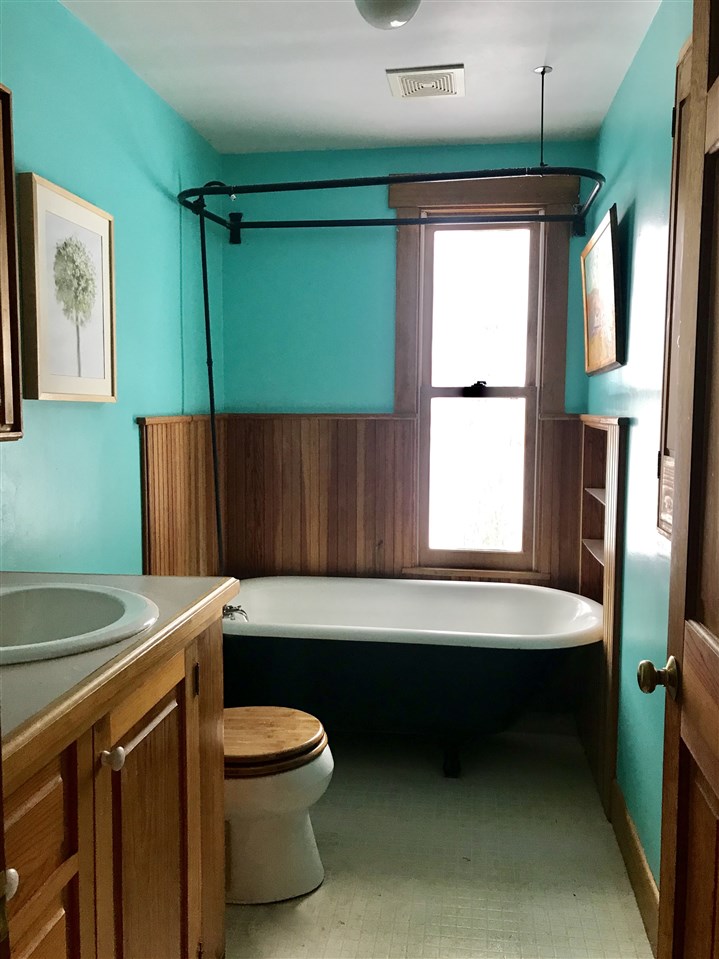 465 Abbott Road Brattleboro, VT 05301 - Photo 24 of 36 Gallery Image 24
