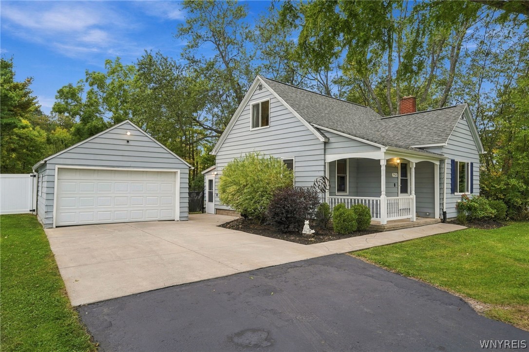 9521 Greiner Road Clarence, NY 14031 - Photo 1 of 35 Gallery Image 1