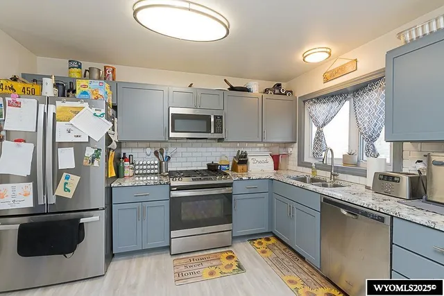 $305,000 | 922 Quincy Lane, Rock Springs, WY 82901