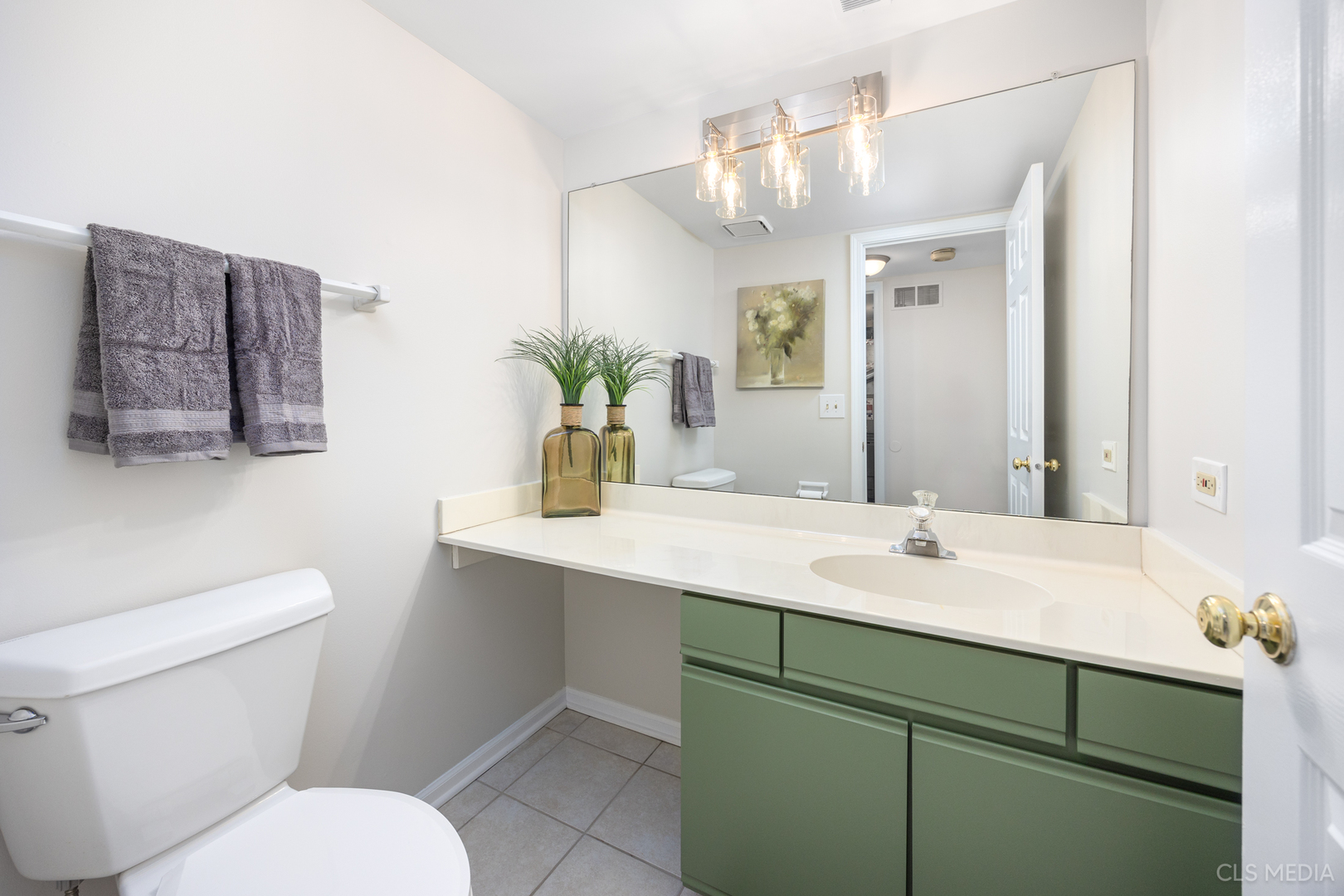 1236 Churchill Road Bartlett, IL 60103 - Photo 14 of 32 Gallery Image 14