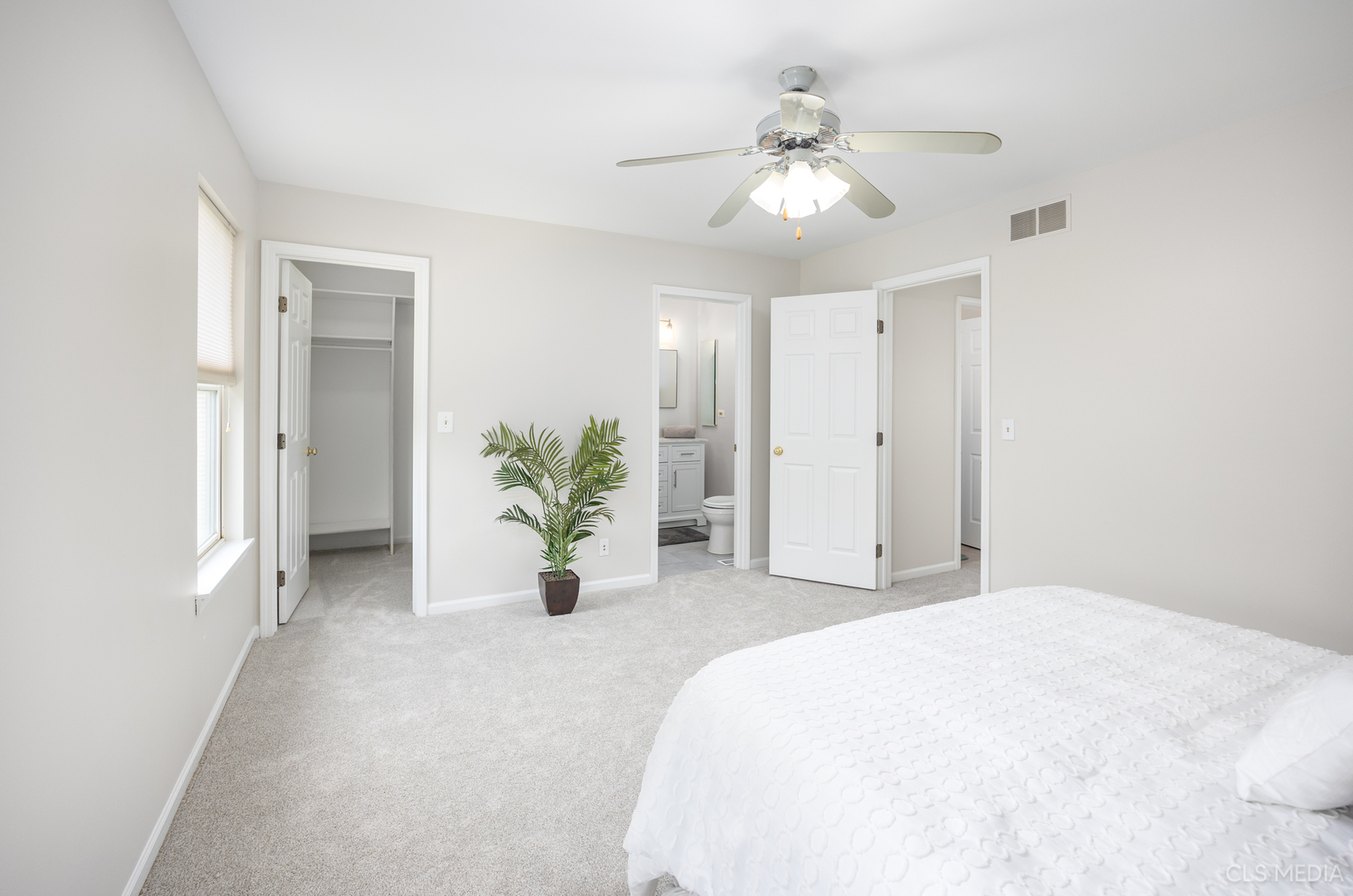 1236 Churchill Road Bartlett, IL 60103 - Photo 18 of 32 Gallery Image 18