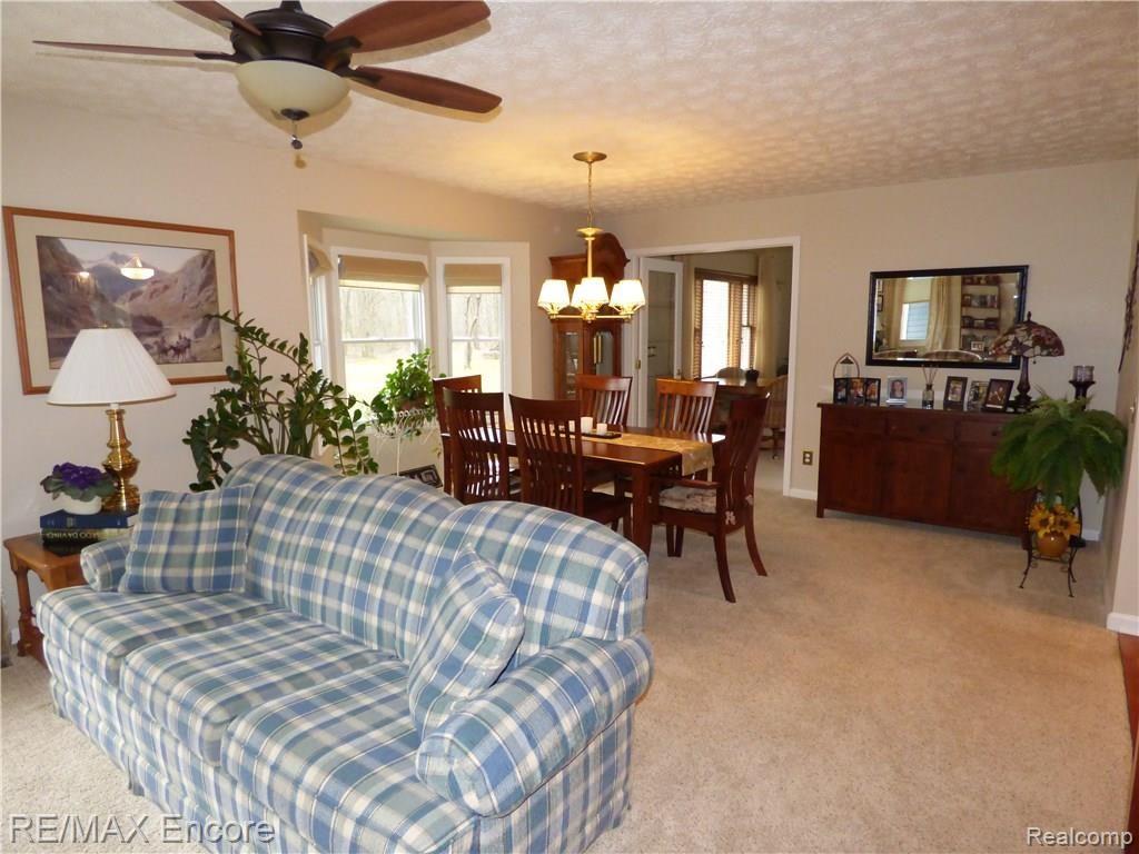 700 Munger Road Holly, MI 48442 - Photo 12 of 40 P1030283.JPG