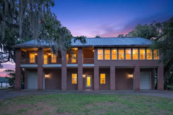 $2,500,000 | 7348 Highway 20, Freeport, FL 32439