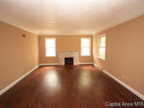 26 Hazel Dell Springfield, IL 62712 - Photo 3 of 20 Gallery Image 3
