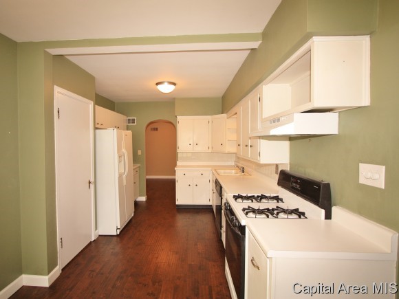26 Hazel Dell Springfield, IL 62712 - Photo 7 of 20 Gallery Image 7