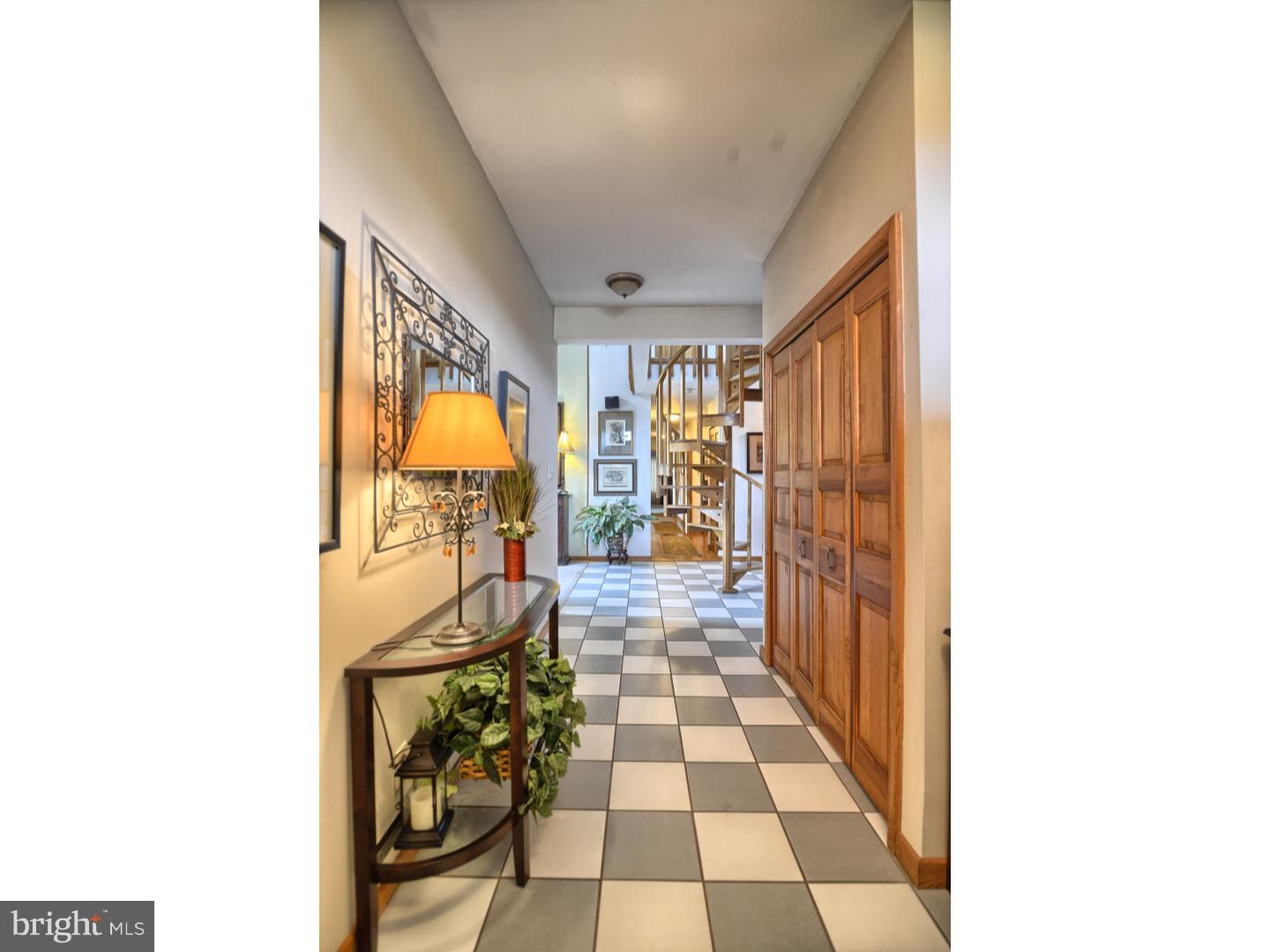862 Myers Road Chalfont, PA 18914 - Photo 3 of 24 Gallery Image 3