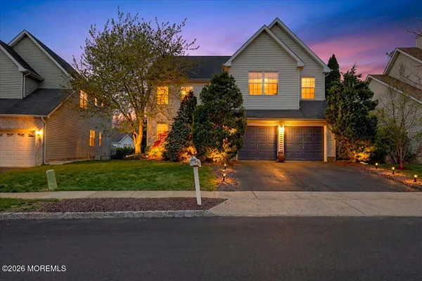 $899,900 | 30 Aberdeen Drive, Old Bridge, NJ 08857