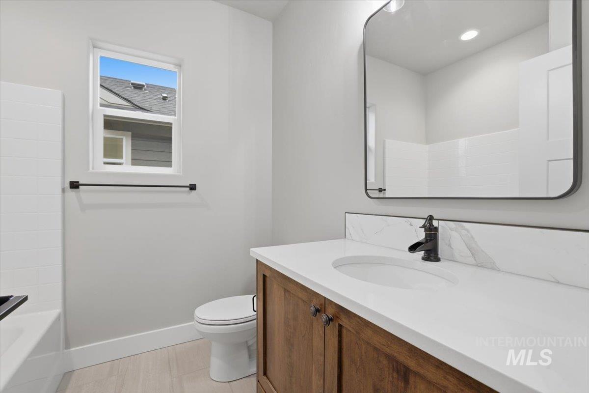 1733 Kayak Road Emmett, ID 83617 - Photo 8 of 36