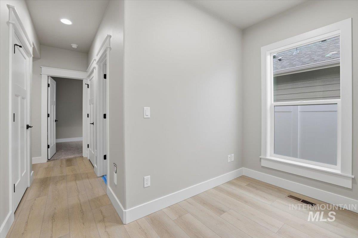 1733 Kayak Road Emmett, ID 83617 - Photo 9 of 36