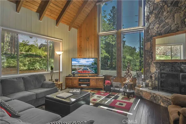 $430,000 | 1353 Golden Rule Lane, Lake Arrowhead, CA 92352