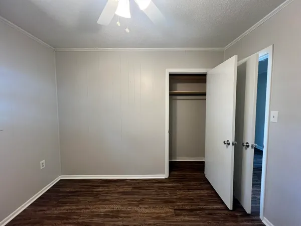 $1,695 | 2613 Rippee Road, Tallahassee, FL 32303