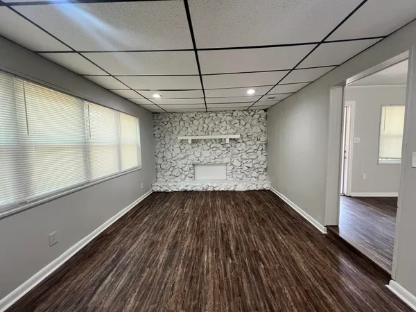 $1,600 | 2613 Rippee Road, Tallahassee, FL 32303
