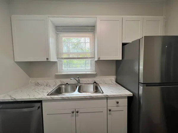 $1,600 | 2613 Rippee Road, Tallahassee, FL 32303