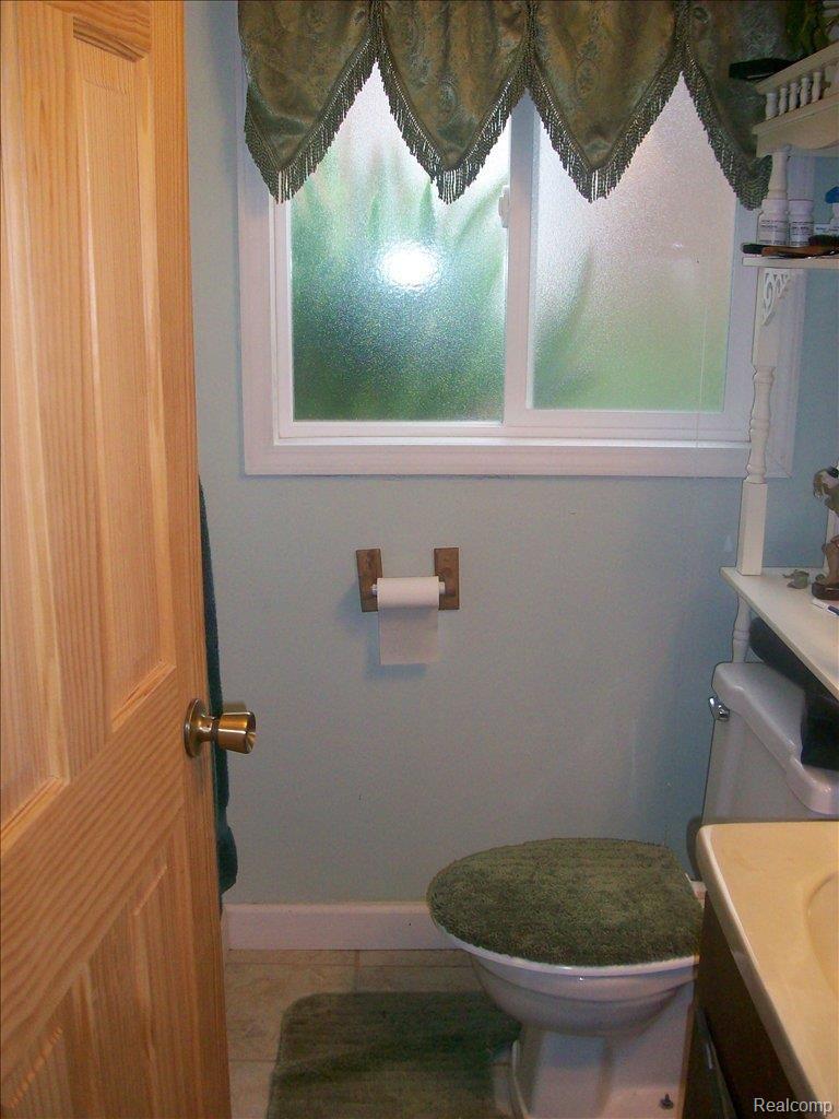5867 Wedgewood Road Canton, MI 48187 - Photo 15 of 25 Half Bath