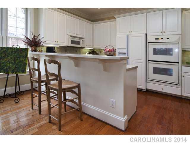 960 Queens Road, Unit 2A Charlotte, NC 28207 - Photo 9 of 16 Gallery Image 9
