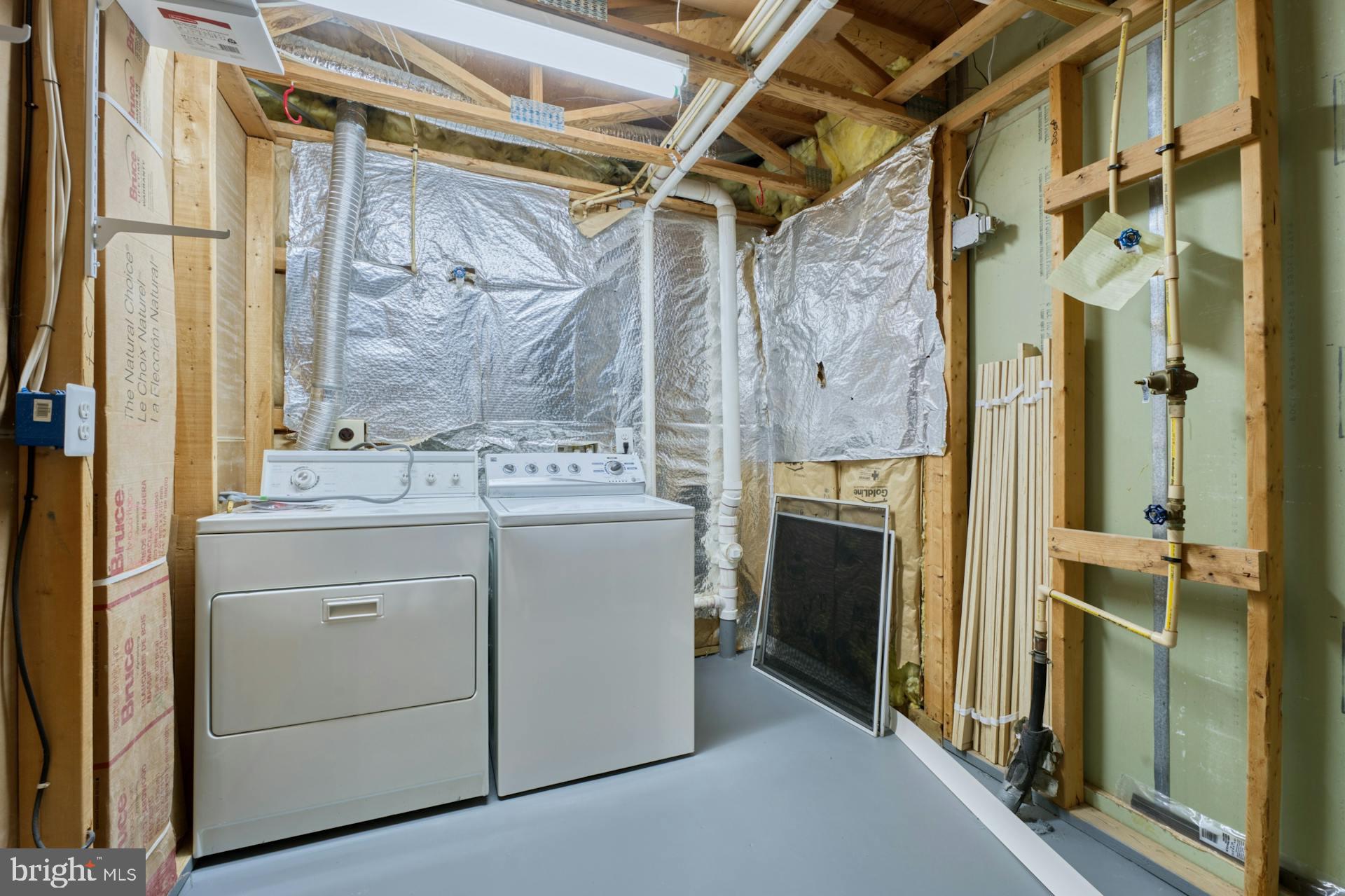 11485 Heritage Commons Way Reston, VA 20194 - Photo 33 of 36 Laundry