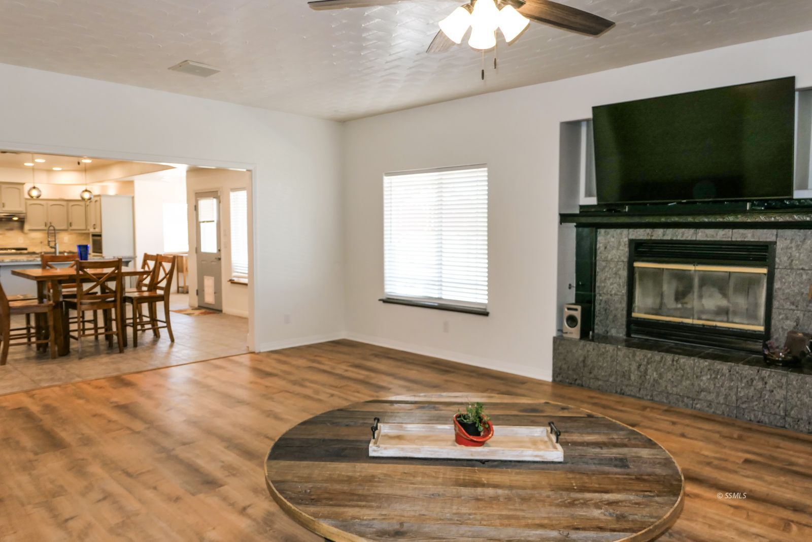 1457 Maturango Street Ridgecrest, CA 93555 - Photo 15 of 50