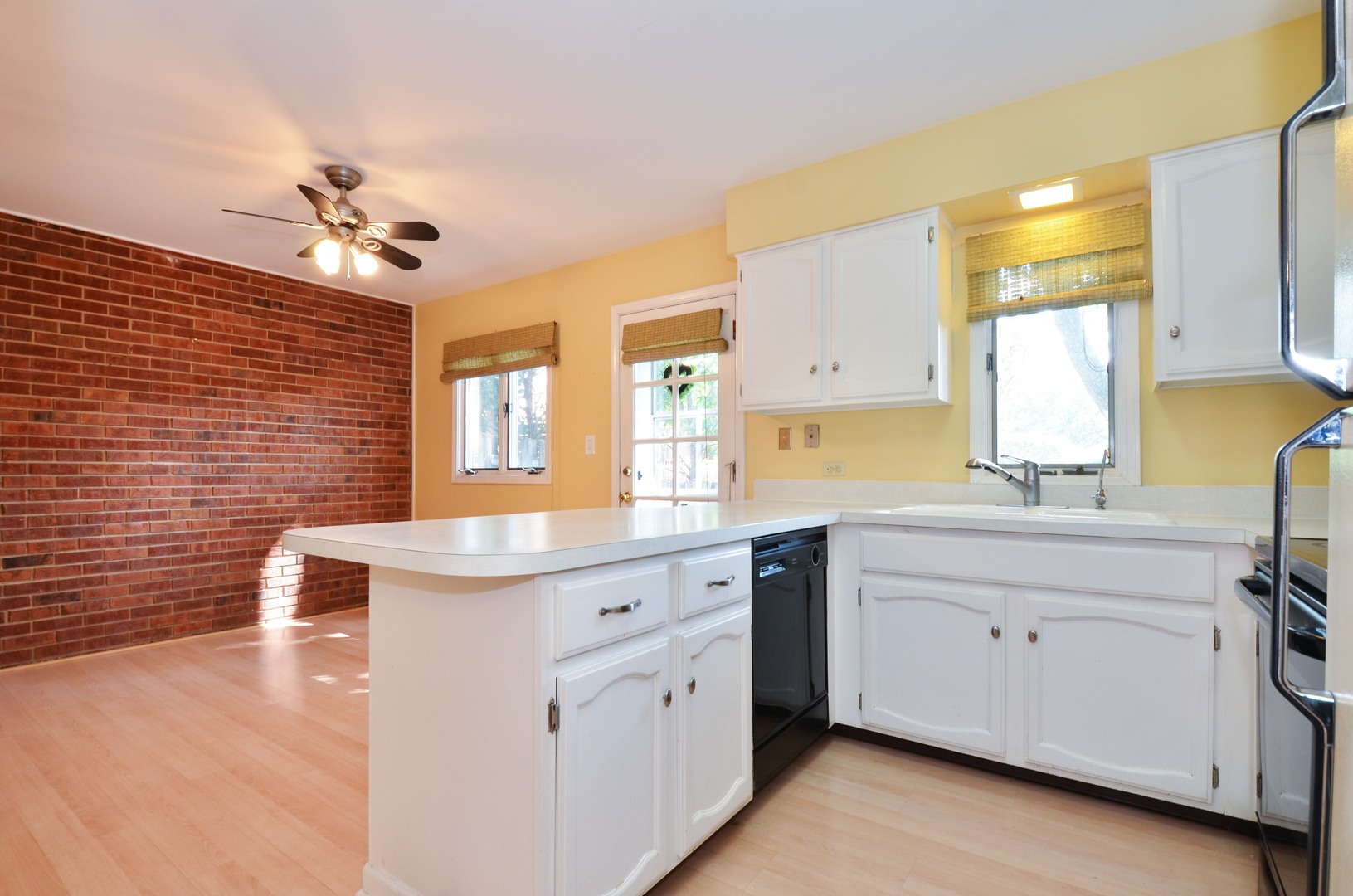 1835 Prairie Street Glenview, IL 60025 - Photo 5 of 10