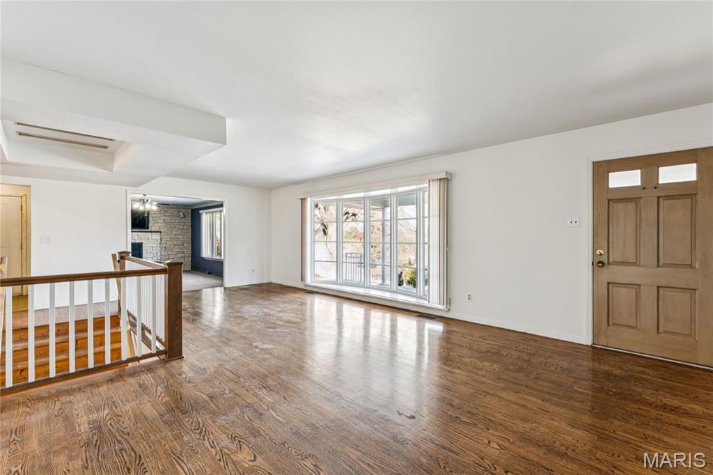 9 Lochhaven Lane Ballwin, MO 63021 - Photo 11 of 46