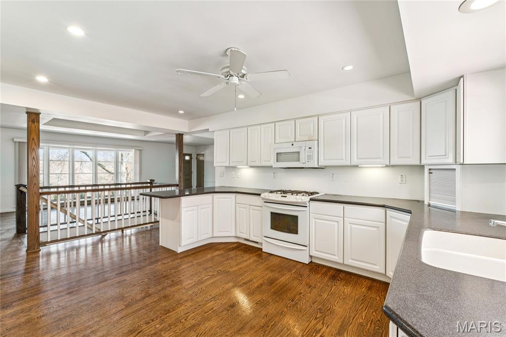 9 Lochhaven Lane Ballwin, MO 63021 - Photo 20 of 46