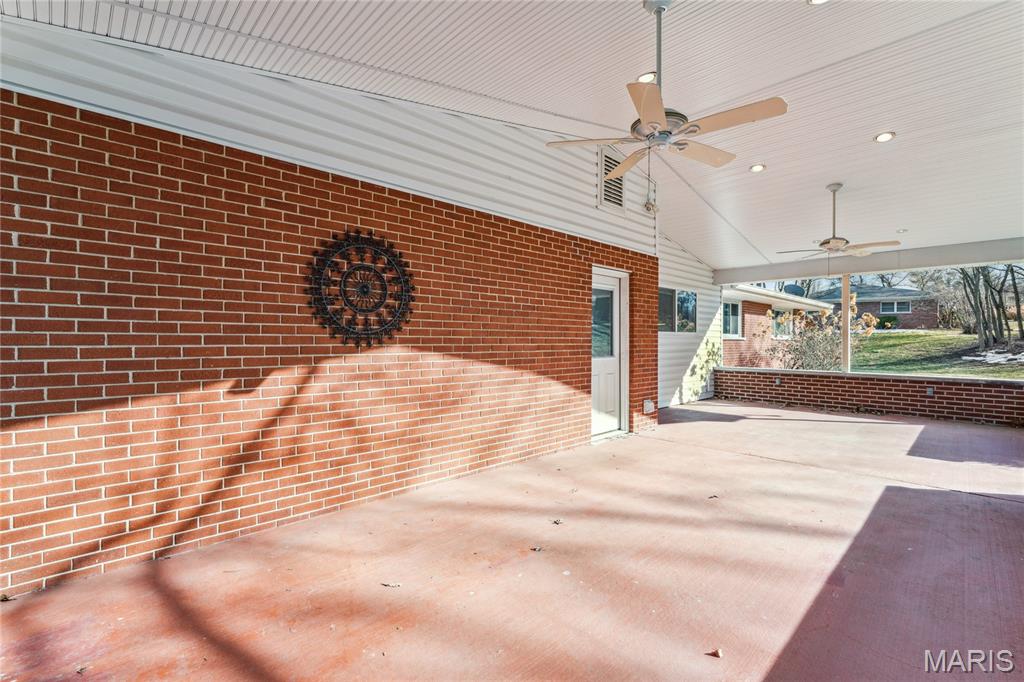 9 Lochhaven Lane Ballwin, MO 63021 - Photo 36 of 46