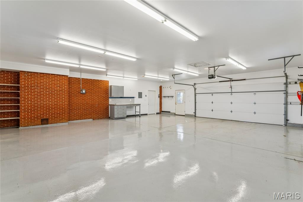 9 Lochhaven Lane Ballwin, MO 63021 - Photo 4 of 46