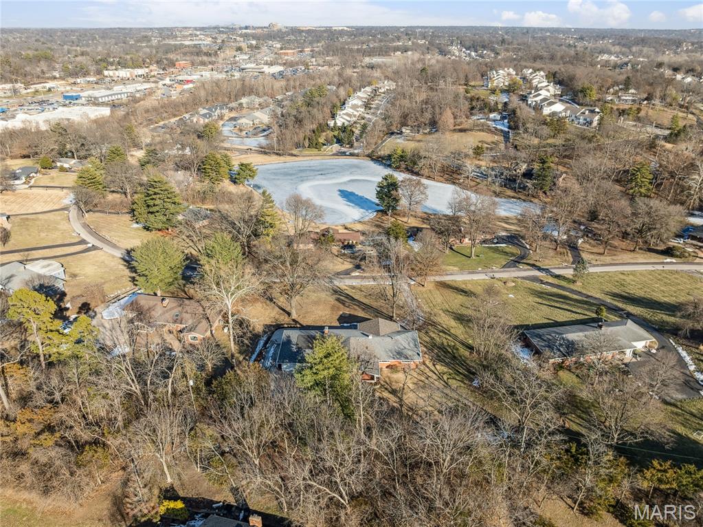 9 Lochhaven Lane Ballwin, MO 63021 - Photo 10 of 46