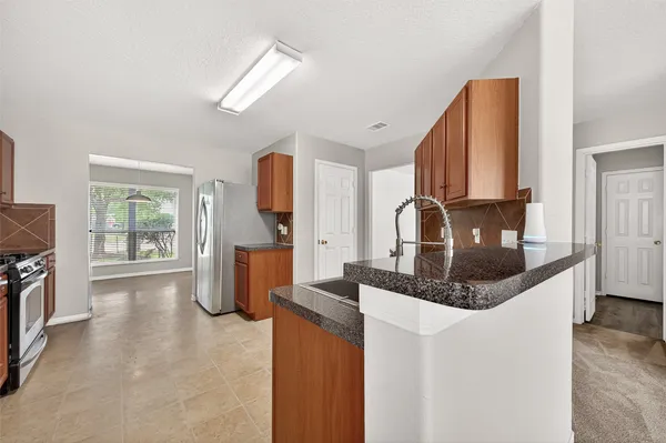 $2,500 | 3031 View Valley Trail, Katy, TX 77493